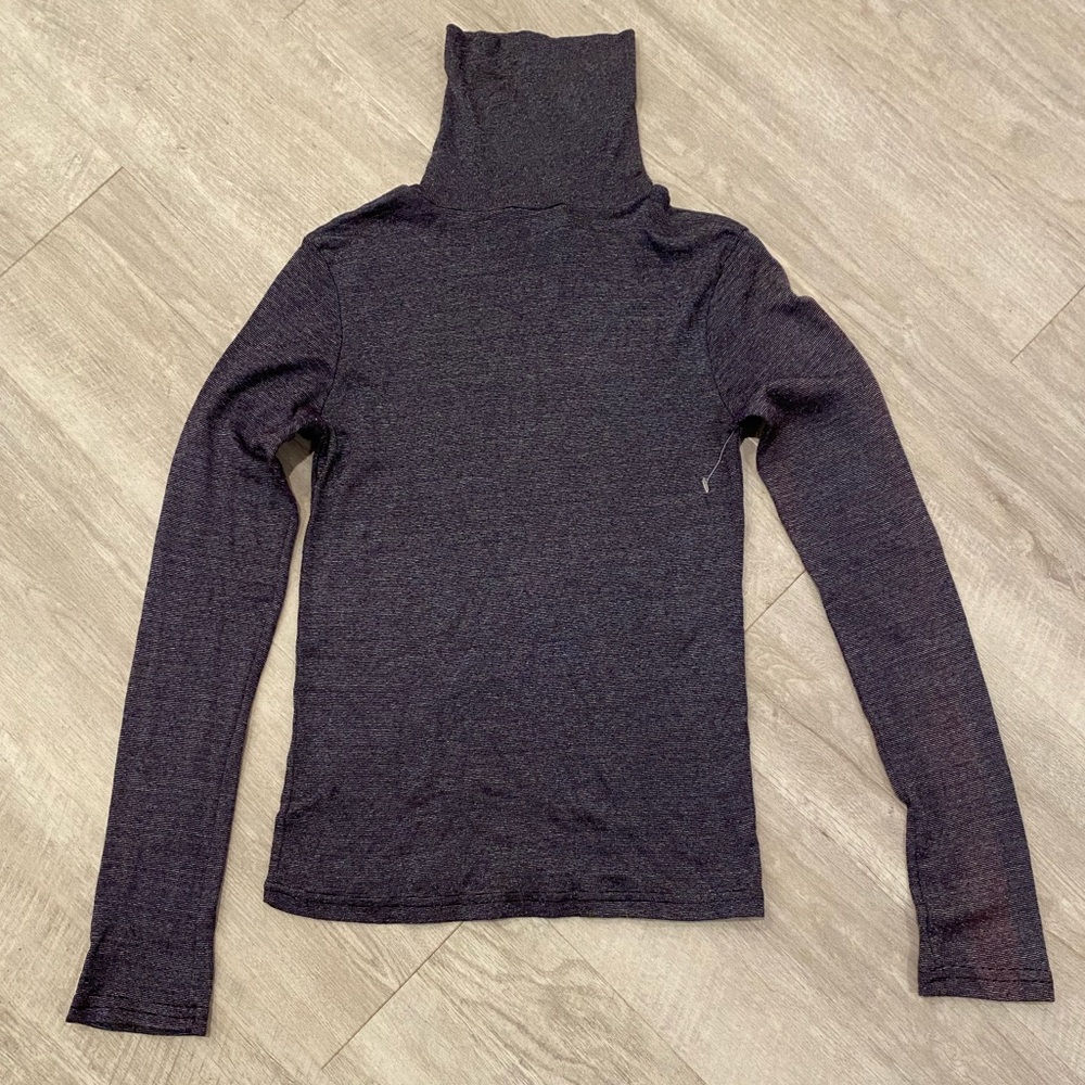 NWT Michael Stars Tutleneck